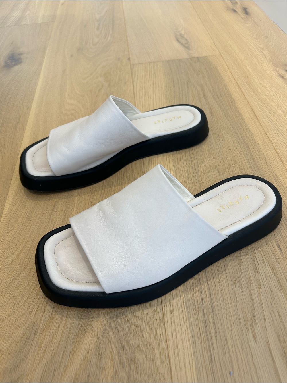 Maguire Barca Sandal Size 40 White - Picture 2 of 6